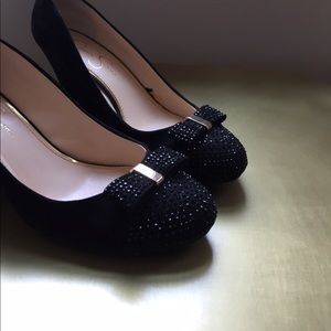 COPY - Jessica Simpson Rhinestone Wedges sz9